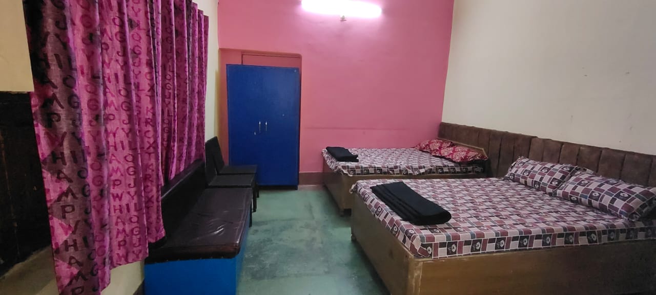 3-Bed AC Room