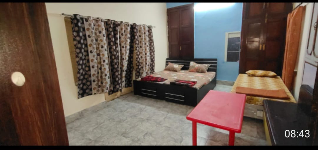 3-Bed AC Room